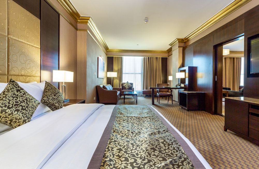 Wyndham Garden Dammam Superior Room, Smoking