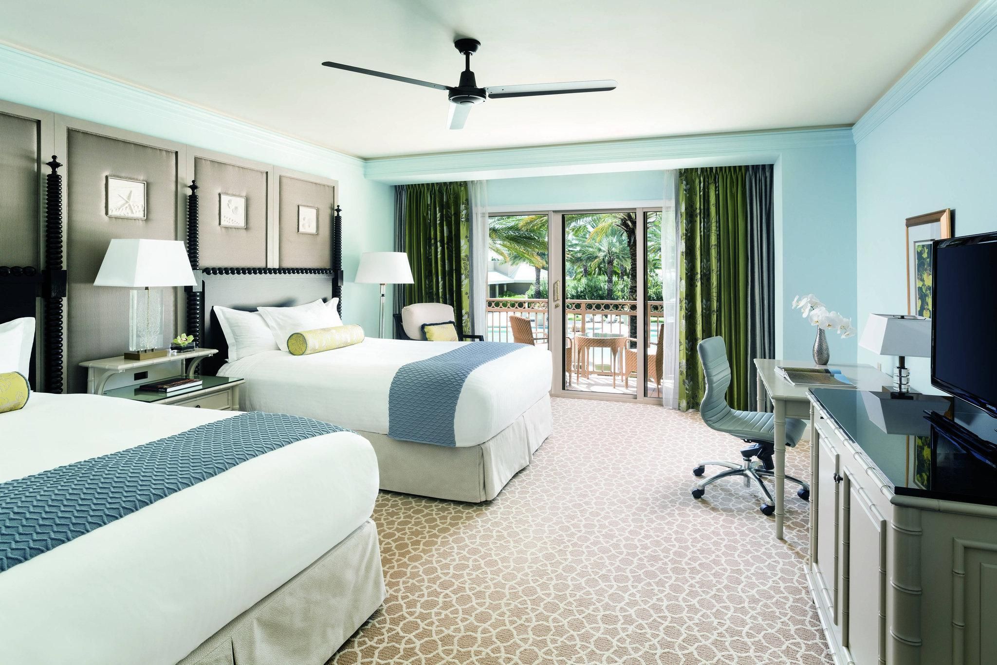 Club Resort View 2 Queen, Club lounge access, Guest room, 2 Queen, Resort view, Resort Tower