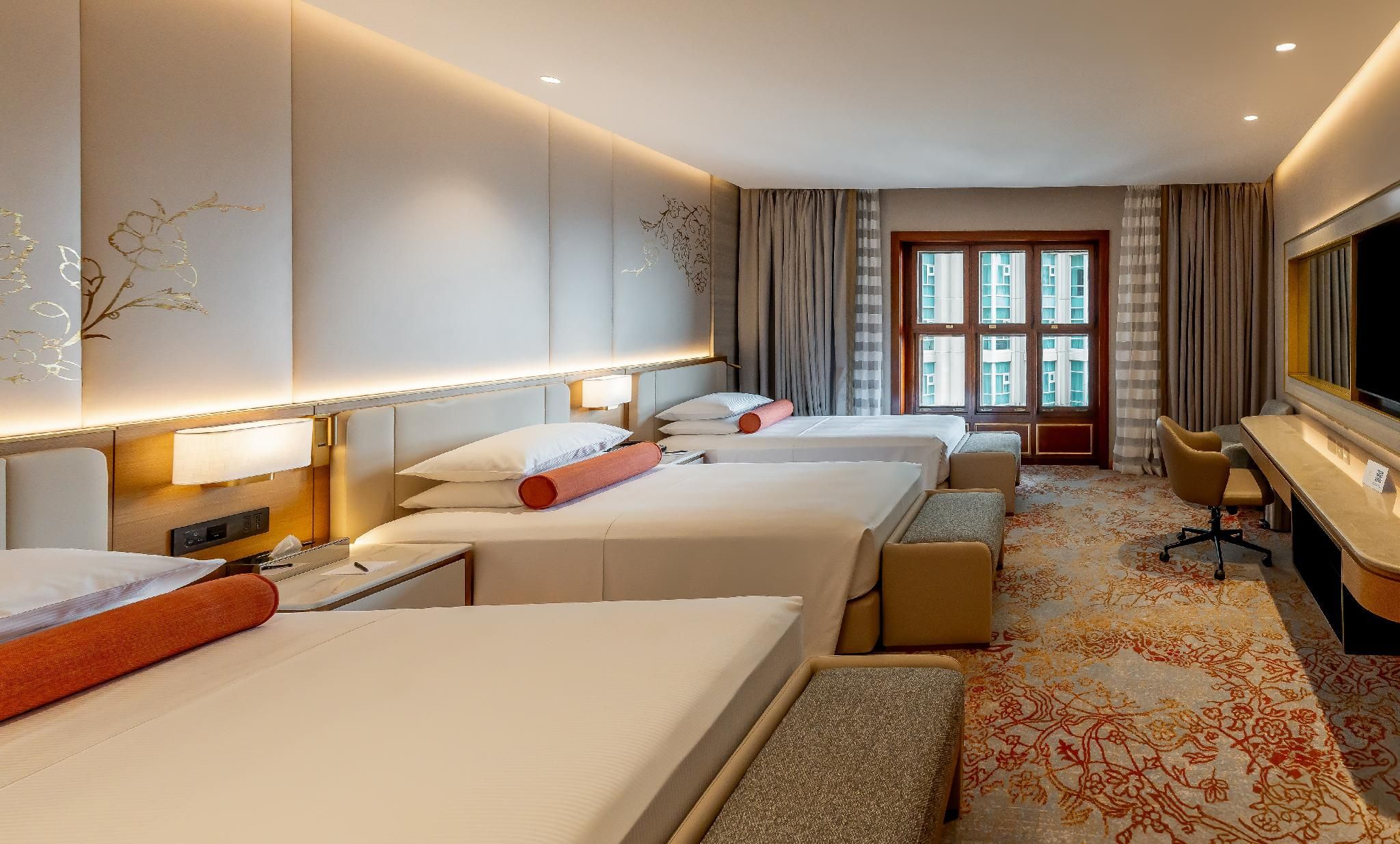 Premium Triple Club Room City View - VIP Lounge Access