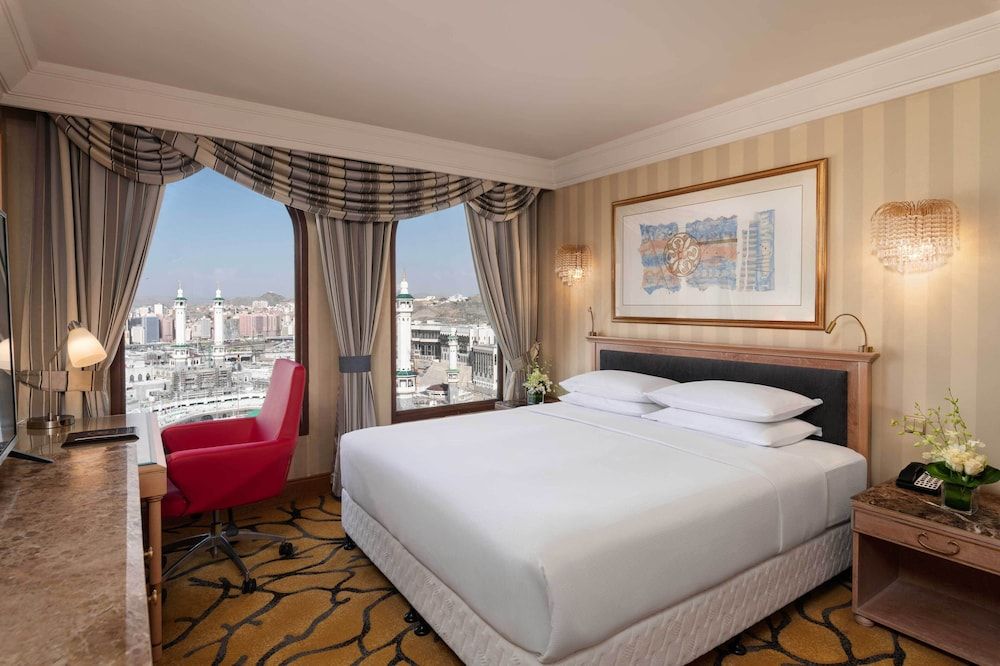 Penta Duplex Suite Haram View with Two King Beds