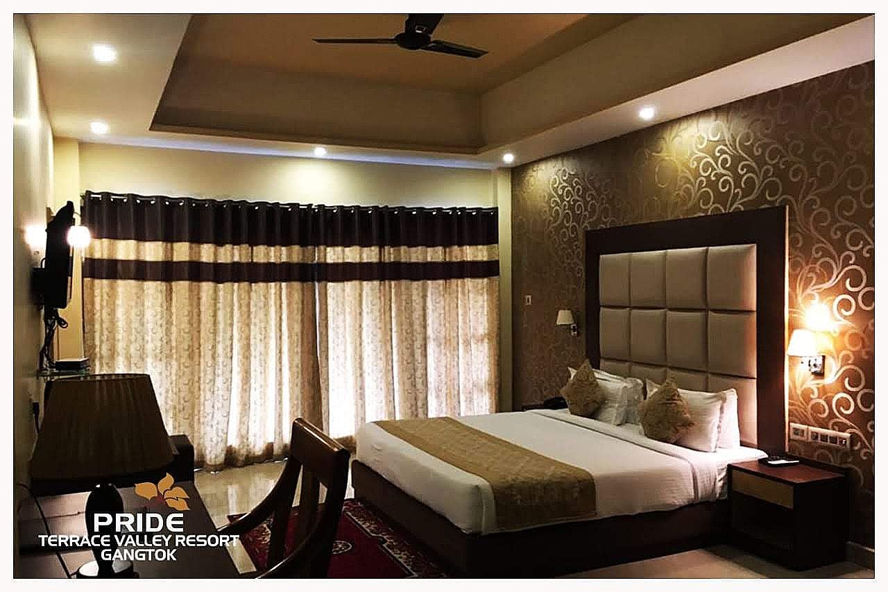 Pride Terrace Valley - A Luxury Resort in Gangtok Superior Pool View