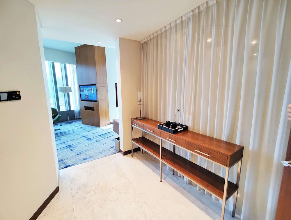 undefined Media One Hotel Dubai 4