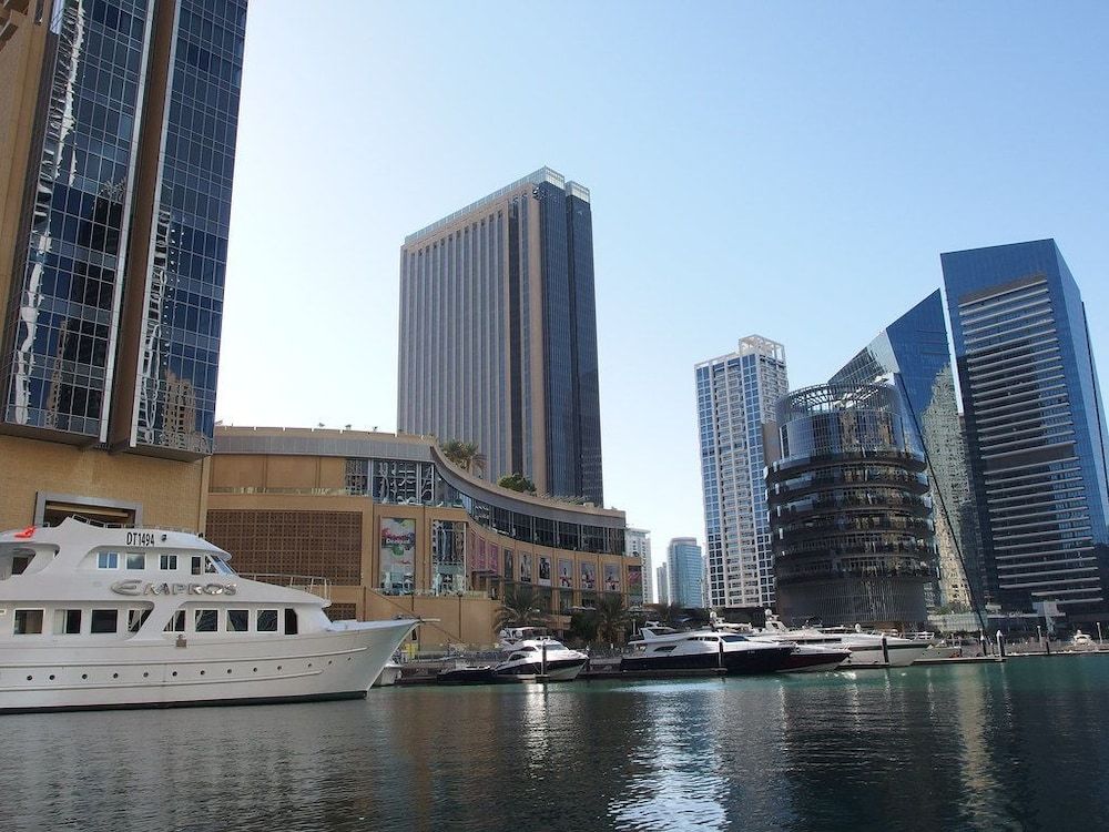 undefined Media One Hotel Dubai 9