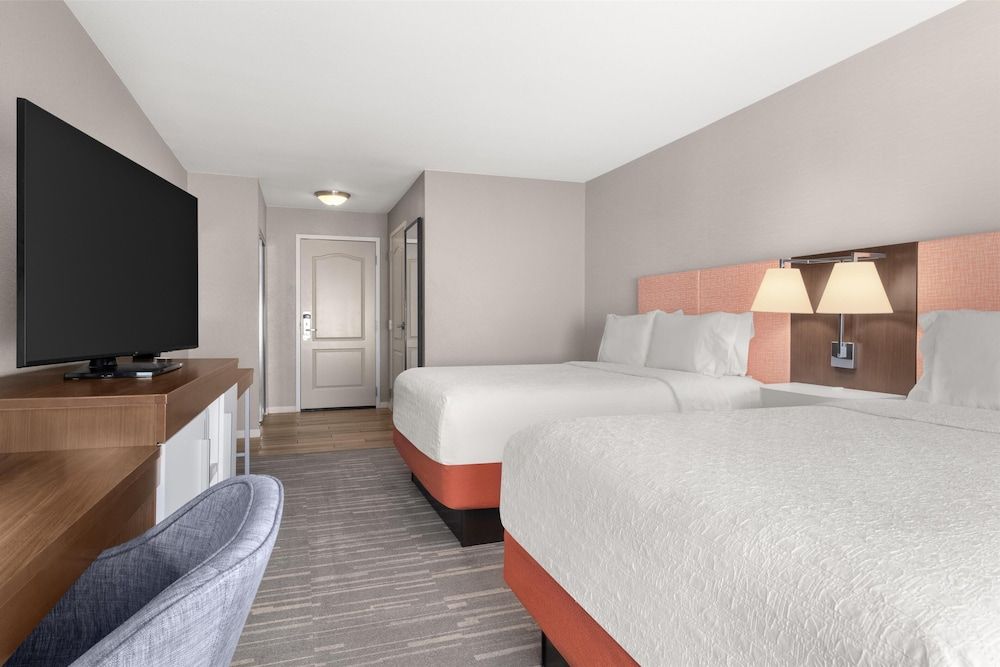 Room, 2 Queen Beds, Non Smoking