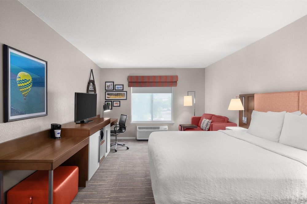 Standard Room, 1 King Bed