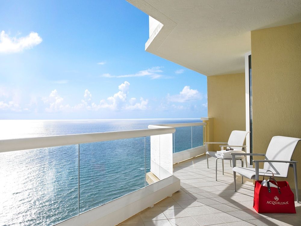 Acqualina Resort & Residences On The Beach Deluxe Suite, 1 Bedroom, Oceanfront 2
