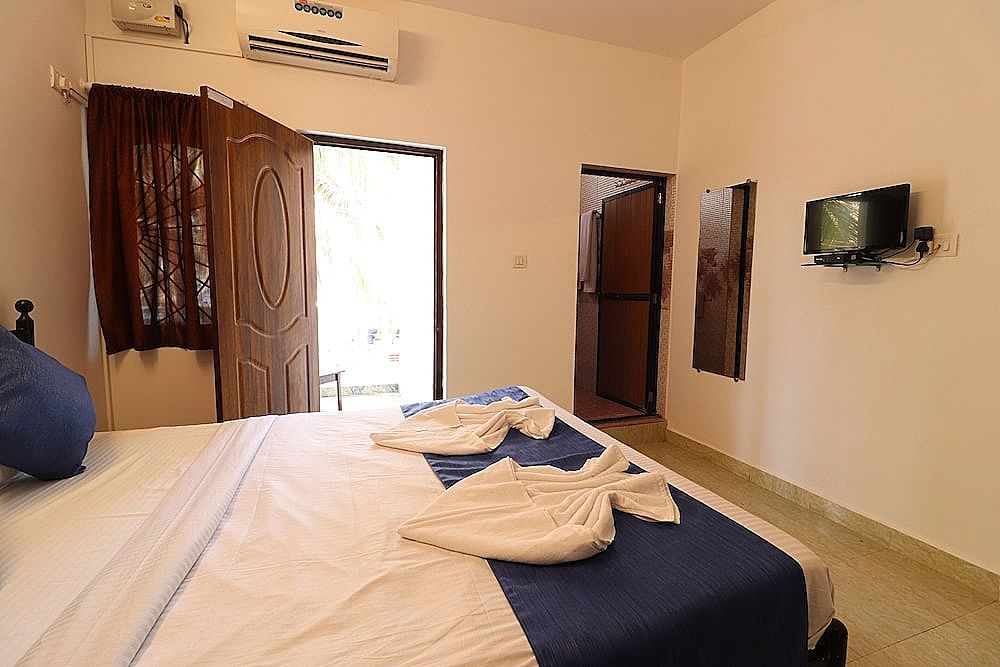 Elvin's Place by Amm Deluxe Room 8