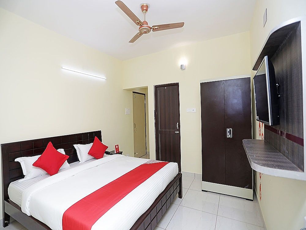 undefined OYO 13924 Shree Gopal Residency 4