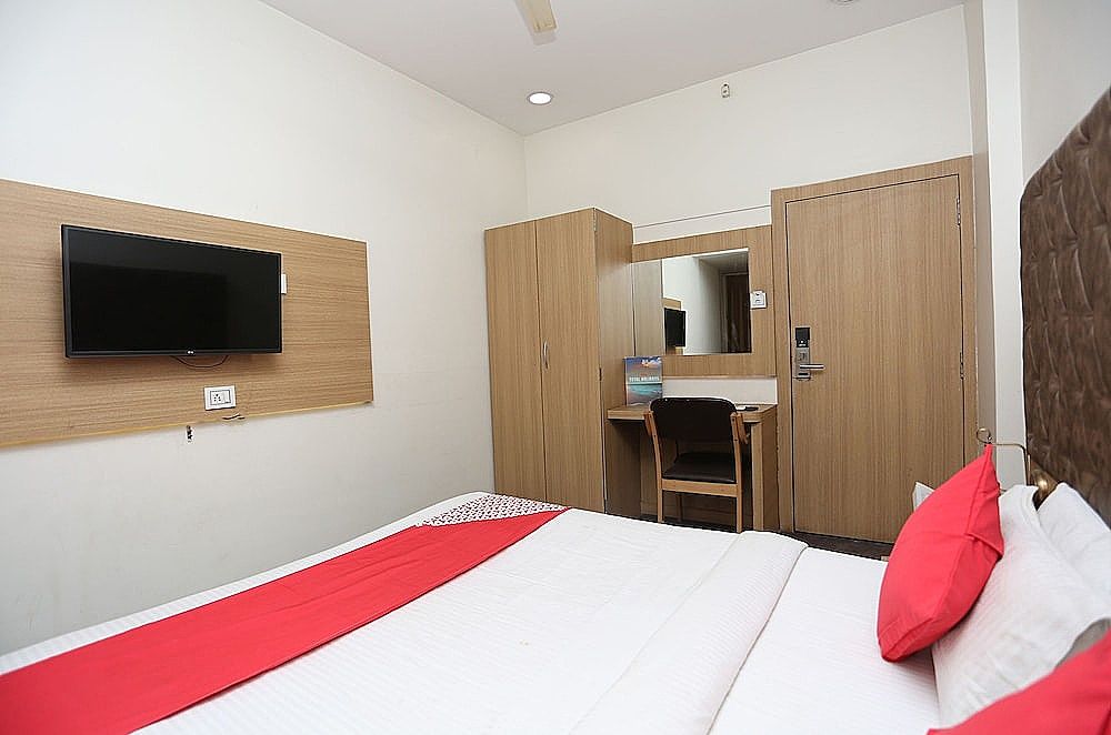 undefined OYO 22315 Hotel Rajdoot Gaurav 9