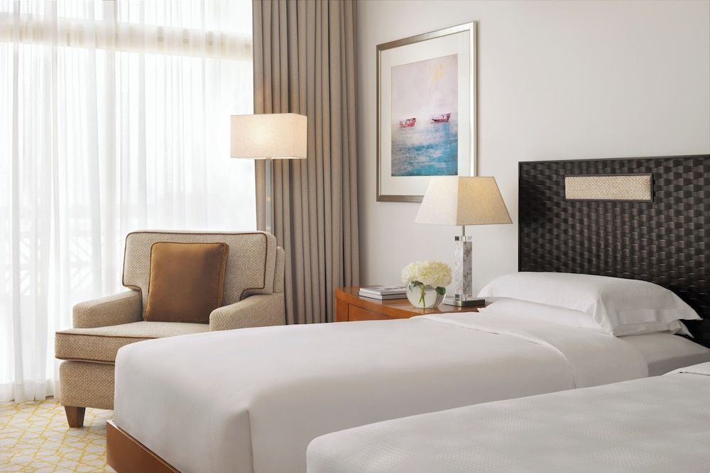 Grand Hyatt Doha Hotel and Villas Club Room, 2 Twin Beds 2