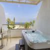 The Golden Coast Beach Hotel 