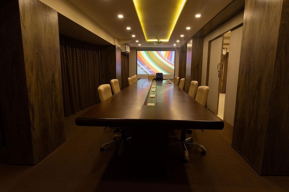 undefined Hotel Anthurium Circle 4