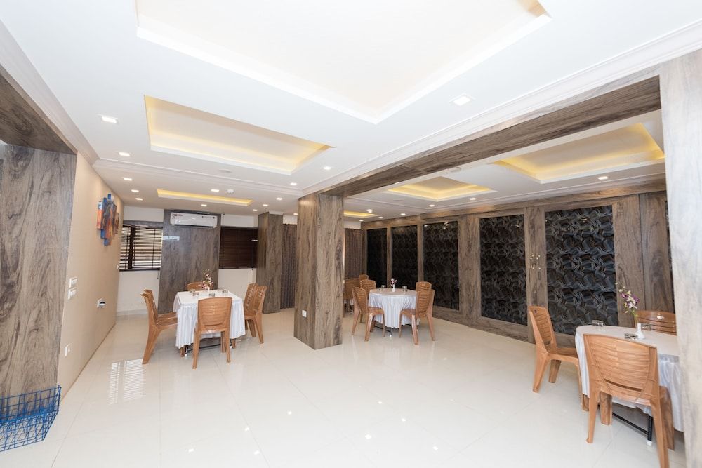 undefined Hotel Anthurium Circle 10