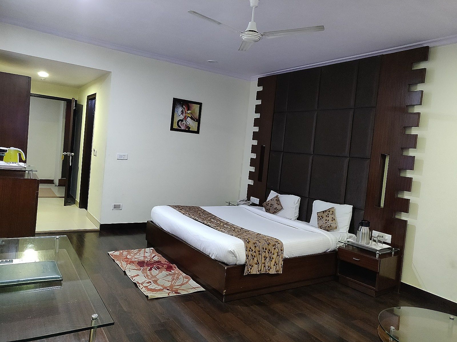 Super Deluxe Valley View Room free pick-up from Volve bus stand