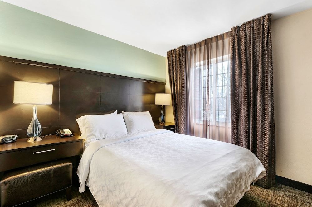 Suite, 1 Bedroom, Kitchen