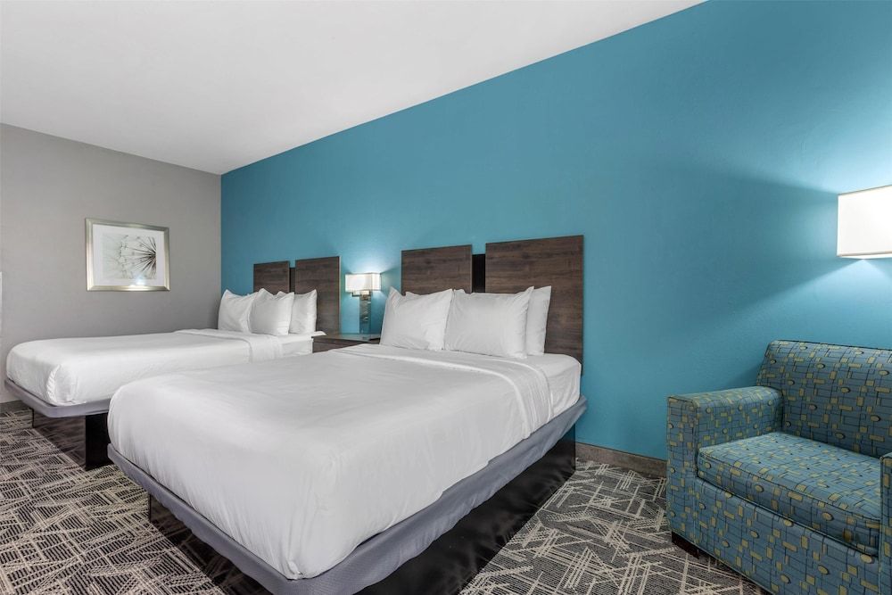 Best Western Executive Inn Standard Room, 2 Queen Beds, Accessible, Refrigerator & Microwave
