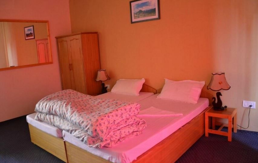 Habib Guest House Deluxe Room 2