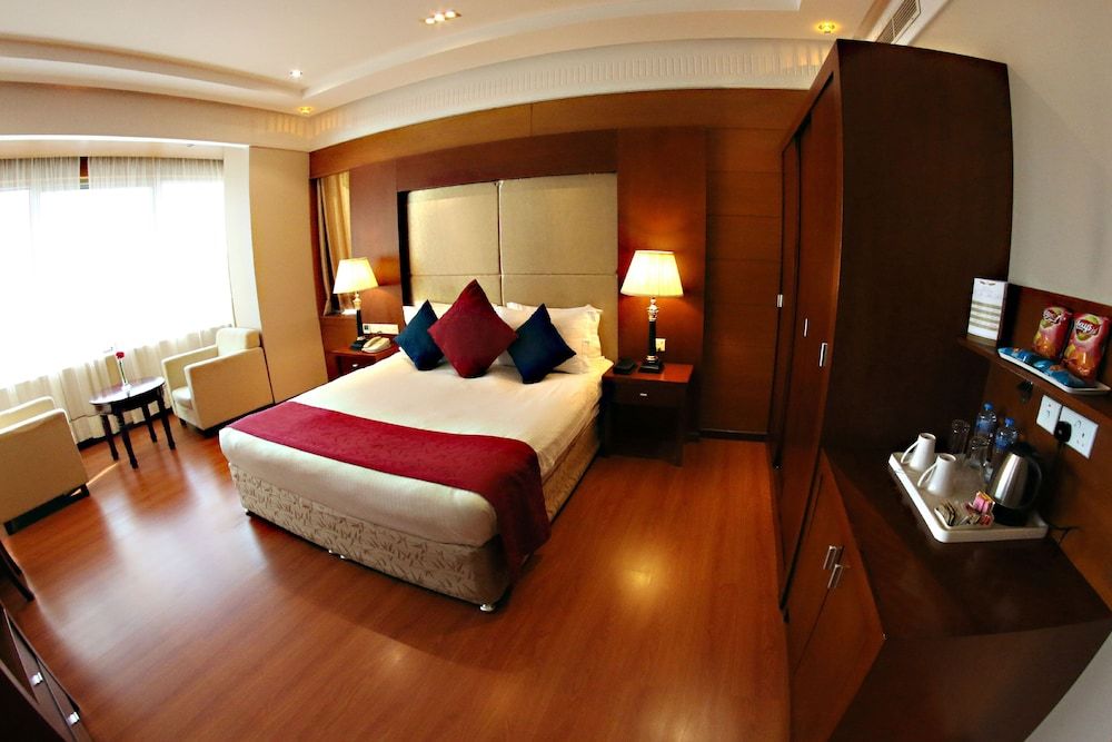 undefined Diva Hotel 3