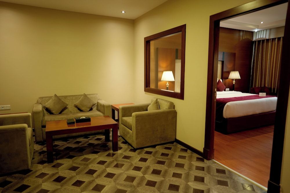 undefined Diva Hotel 2