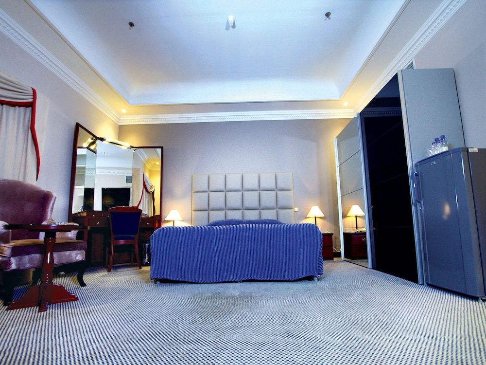 Hotel Panorama Junior Suite, 1 Bedroom, Refrigerator, City View 2