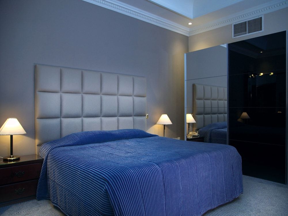 Hotel Panorama Junior Suite, 1 Bedroom, Refrigerator, City View