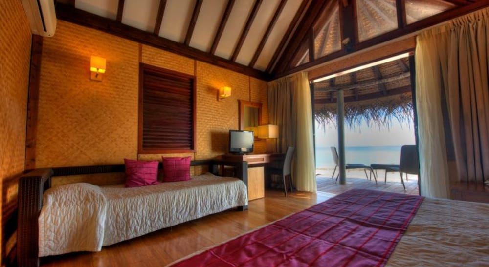 Le Maitai Rangiroa Lagoon Bungalow