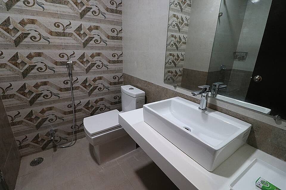 GenX Crescent Lucknow Deluxe Room 7