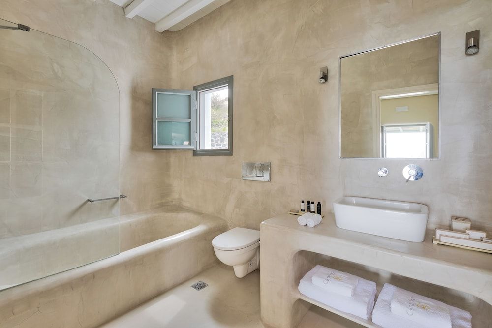 undefined Carpe Diem Santorini 8