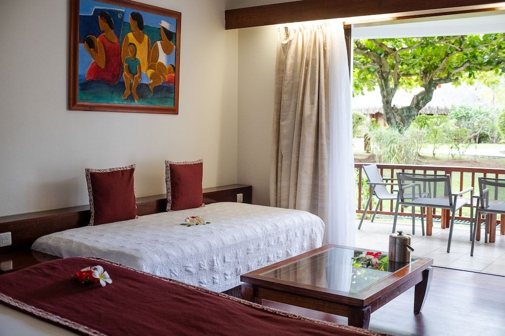 Manava Beach Resort & Spa Moorea Suite, Garden View 2