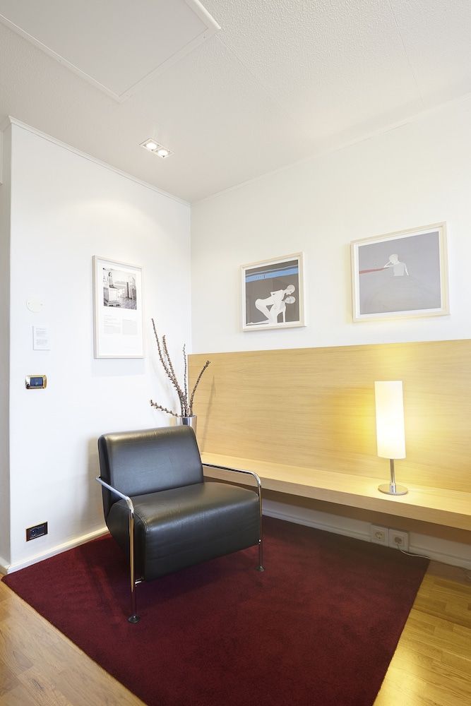 Reykjavik Natura - Berjaya Iceland Hotels Twin Room 6