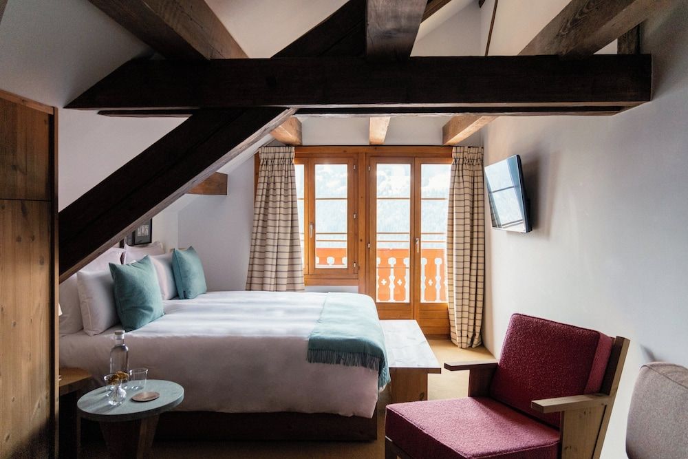 Superior Room (Attic, Jungfrau View)