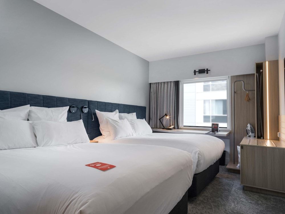 ibis Rotorua Twin Room, 2 Double Beds, City View 7