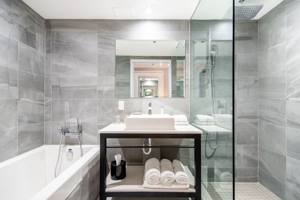 undefined HOTEL 10 4