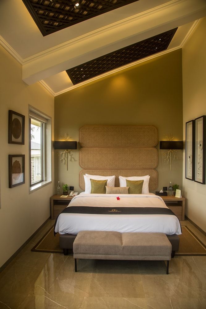Premium Lake View Villa