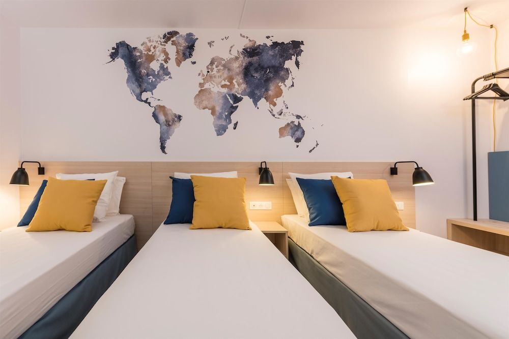 Standard Room, 3 Twin Beds