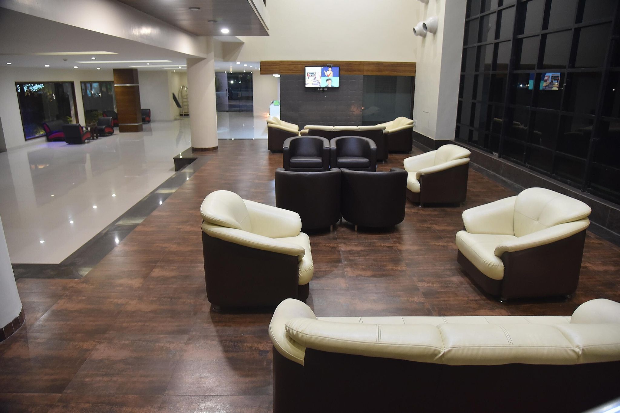 undefined TGI Grand Nirvanaa 4