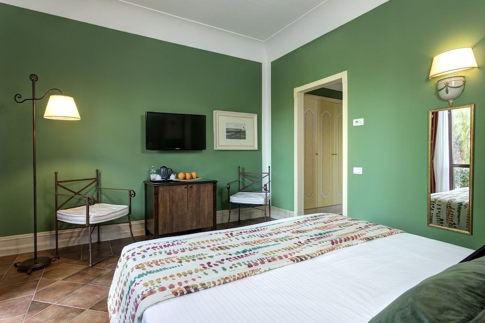 Superior Double Room, Terrace, Garden View