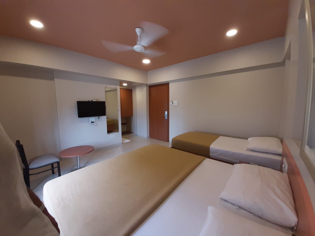 Deluxe AC Room