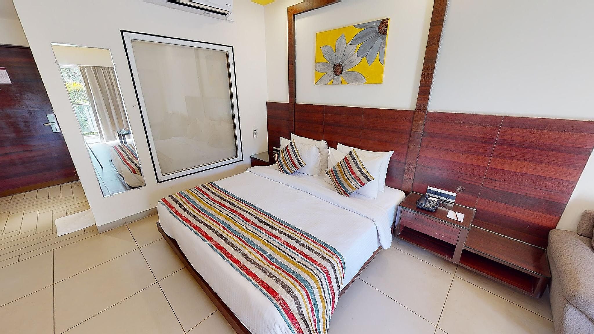 Regenta Central North Goa, Arpora Club Room 5