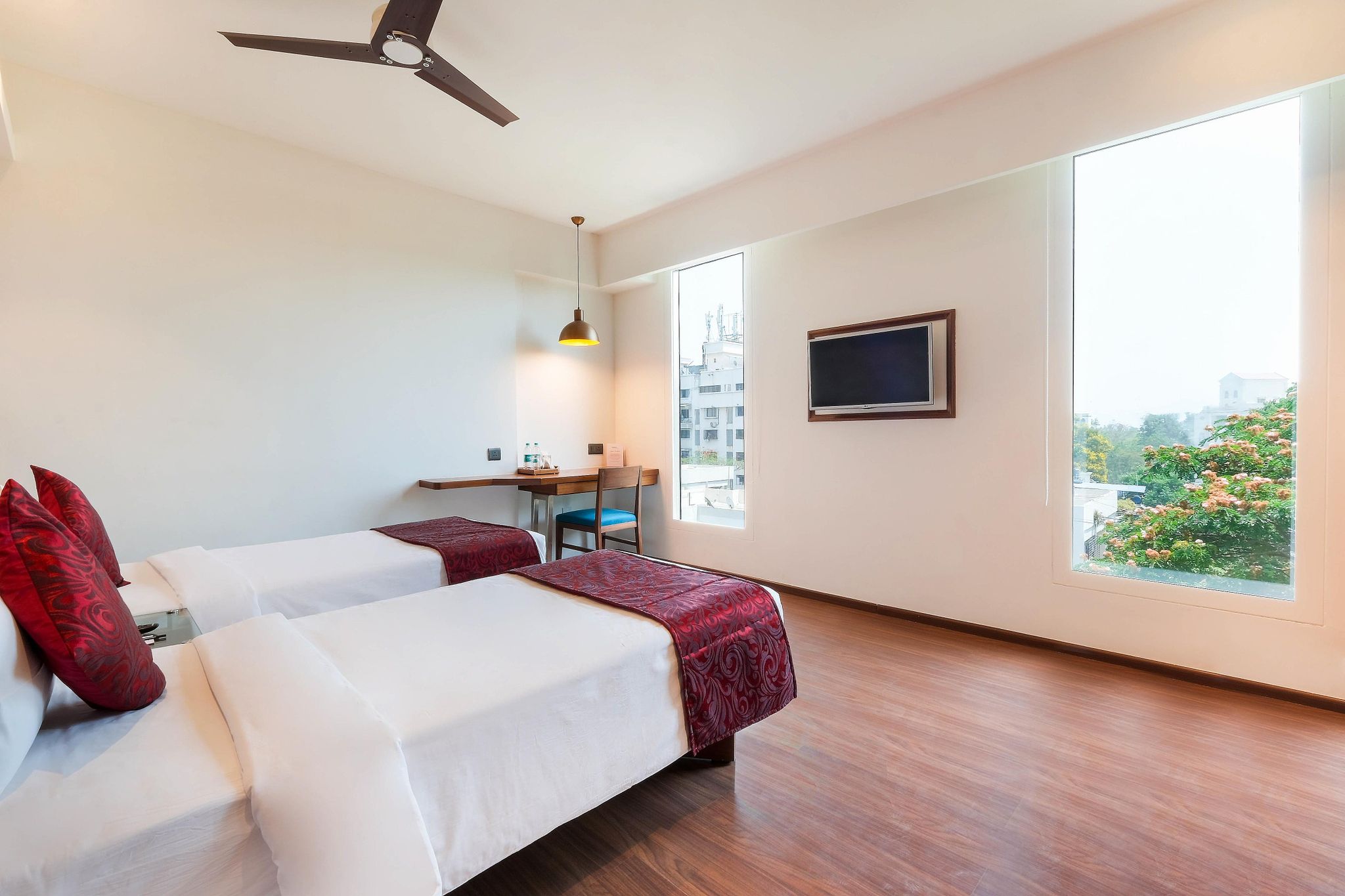 7 Apple Hotel - Viman Nagar Pune Standard Room 5