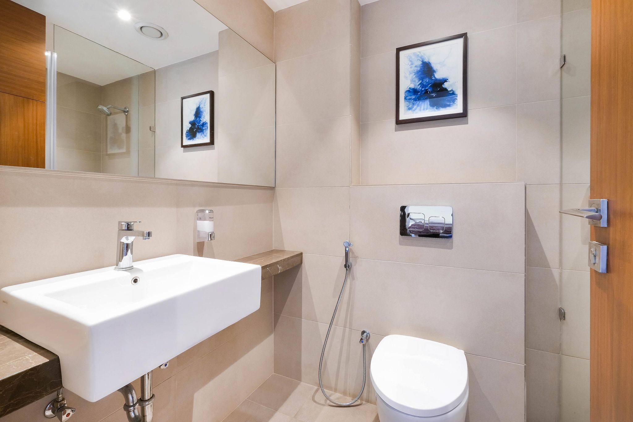 7 Apple Hotel - Viman Nagar Pune Standard Room 6