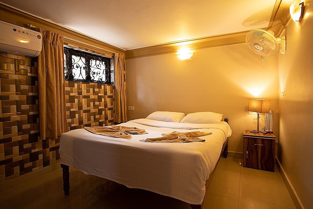 Casa Margarida Standard Apartment, 1 King Bed, Garden View 2