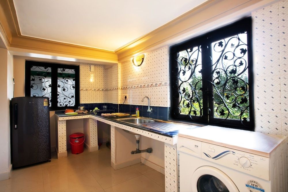 Casa Margarida Standard Apartment, 1 King Bed, Garden View 9