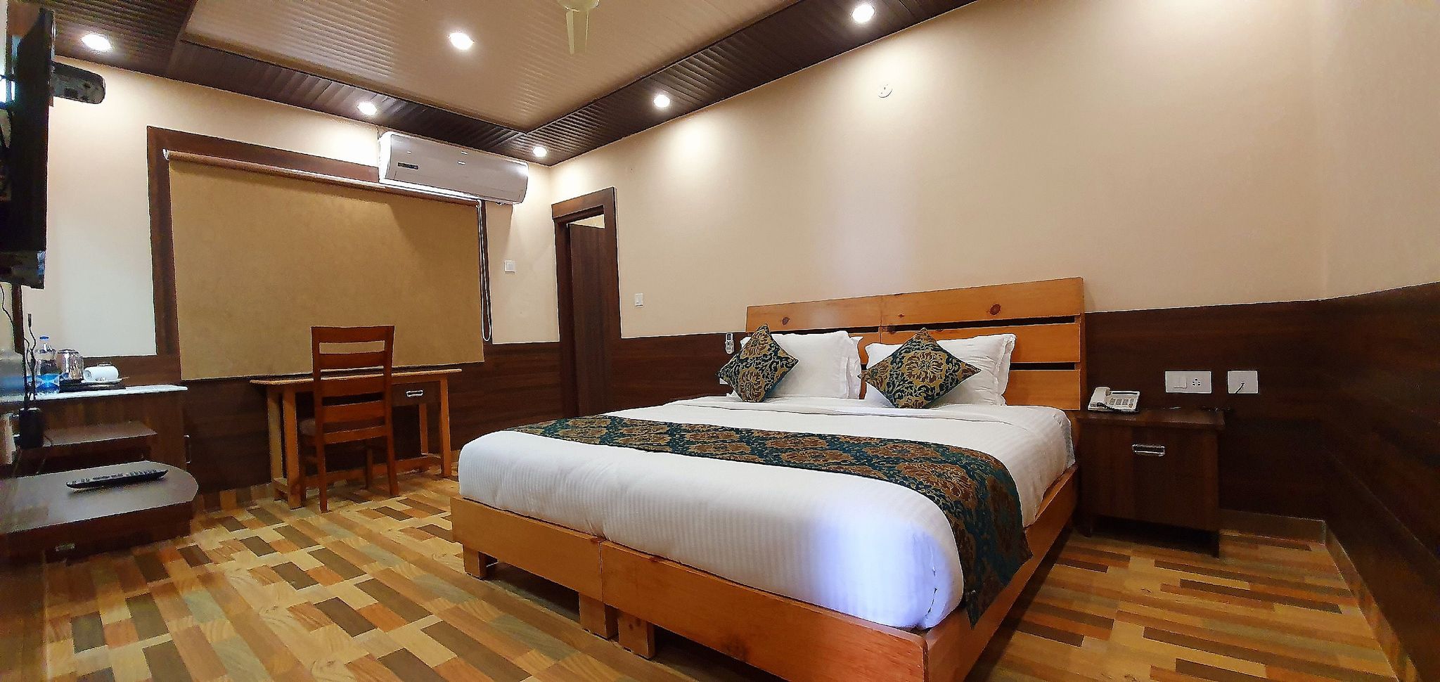 Hotel Buddha House Himalayan Brothers COZY QUEEN 4