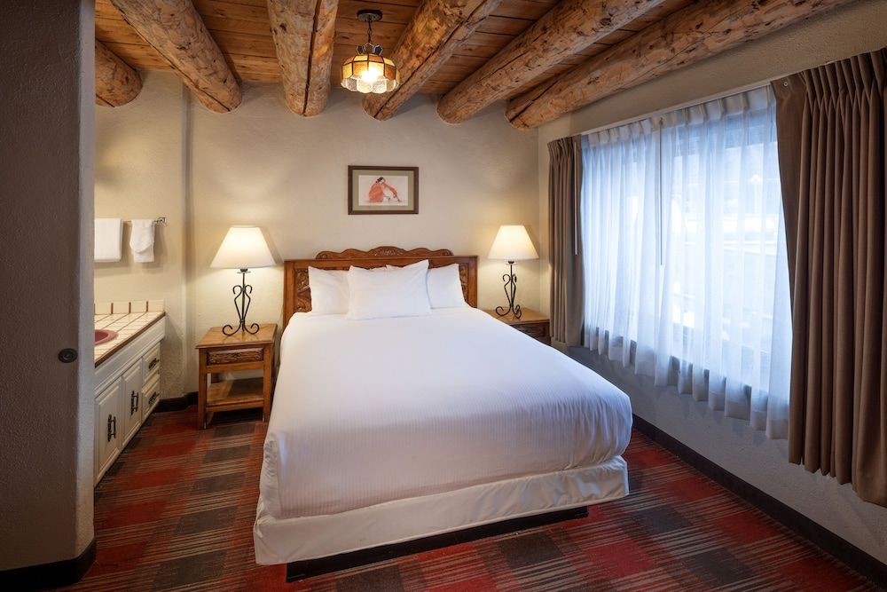 Sagebrush Inn & Suites Suite, 2 Queen Beds (Junior Suite) 2