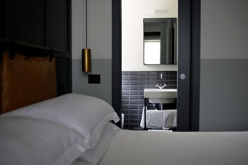 c-hotels Club House Roma Smart Double Room 4