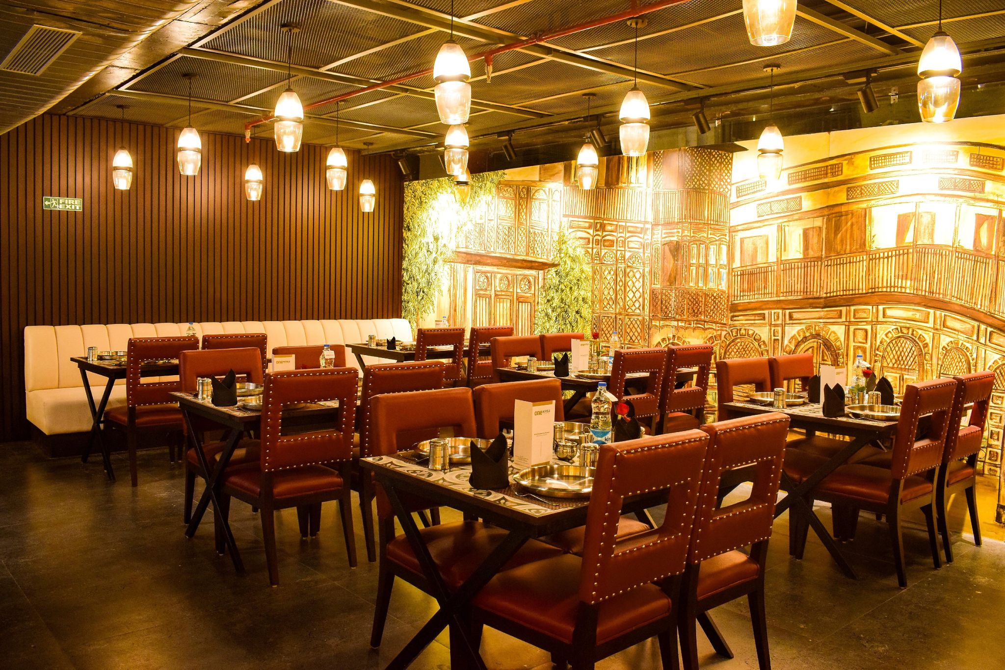 Food & Dining