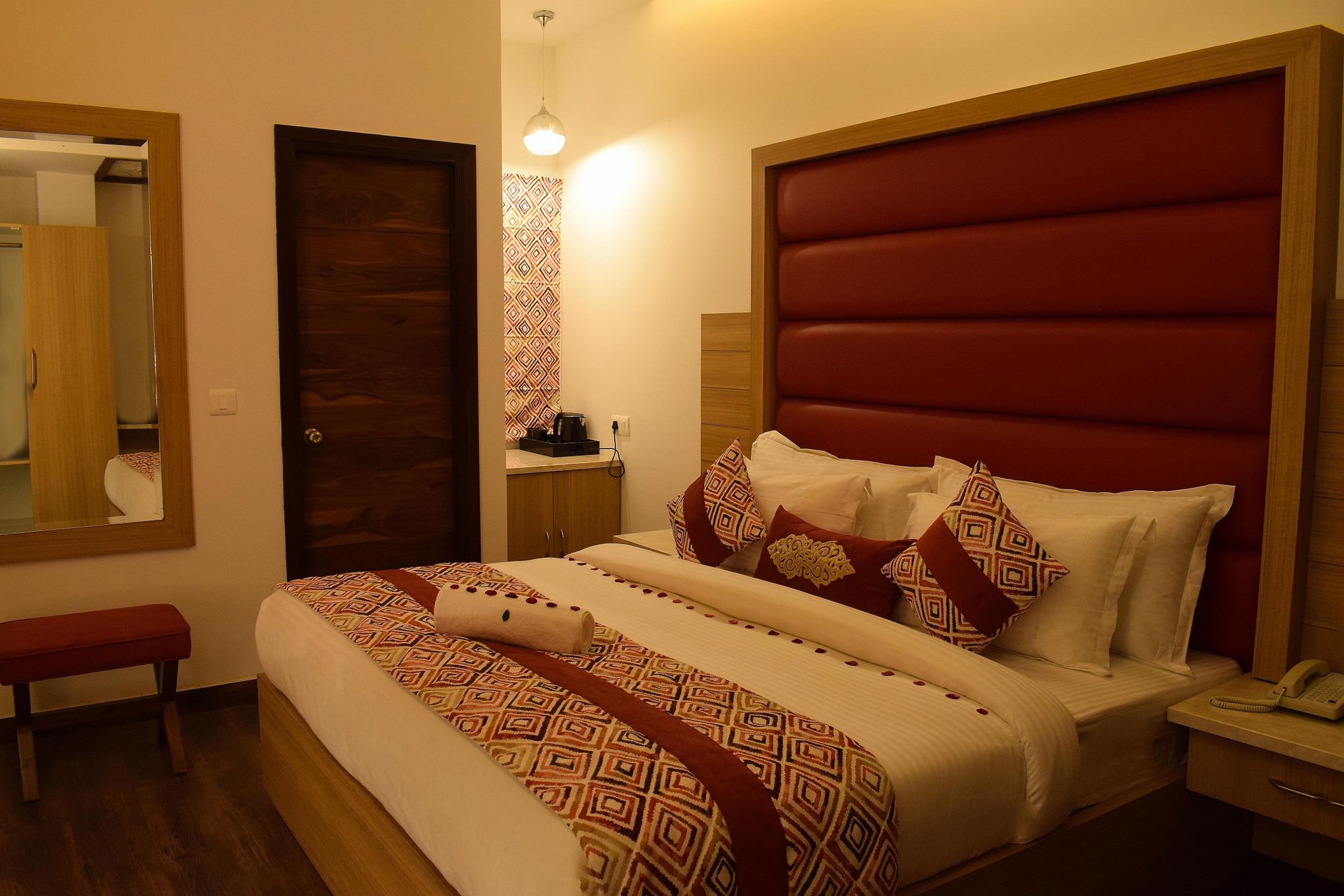 One Earth GG Regency Executive Queen Room 2