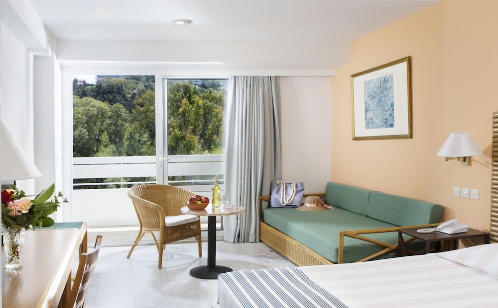 Double Room Single Use, Garden View