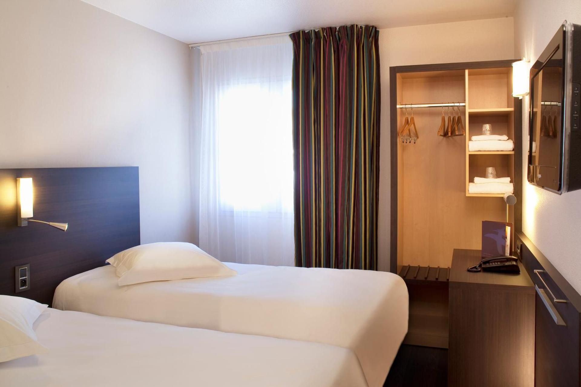 Comfort Twin Room